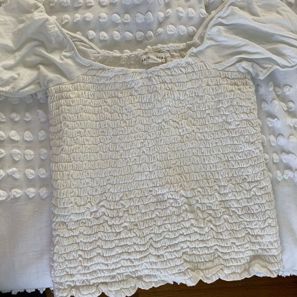 White Aeropostale off the shoulder crop top